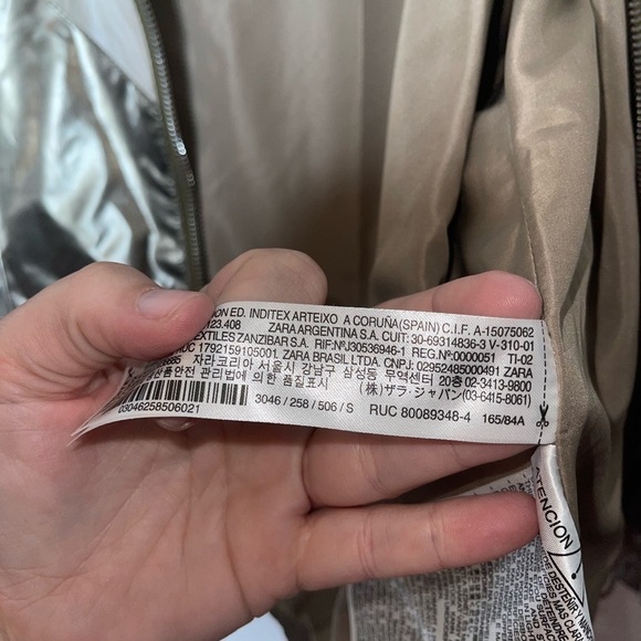 NEW ZARA Blogger Favorite Silver & Gold Metallic Color Block Jacket Size Small - Picture 7 of 8